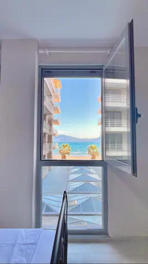 Apartments By The Beach Влёра Экстерьер фото